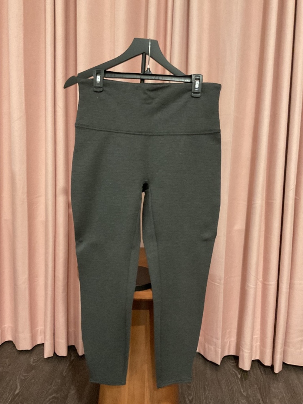 SPANX Gray Ponte Ankle Leggings XL Petite